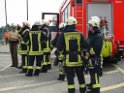 Einsatz Hoehenretter Koeln 2 Personen hingen in Gondel fest P109